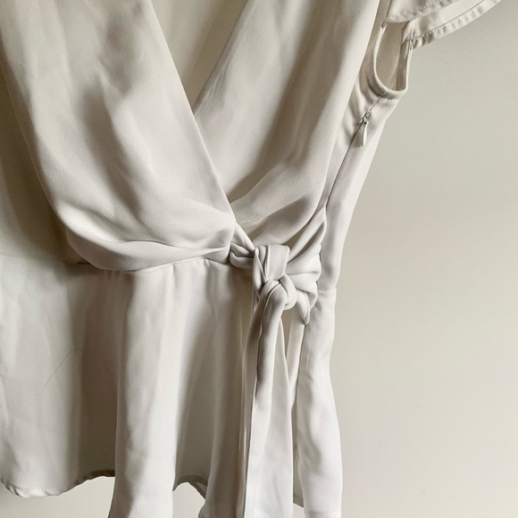 Forever 21 White Wrap Tie Top - Picture 2 of 3